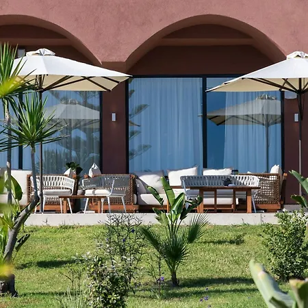 Domes Aulus Zante, Inclusive, Autograph Collection