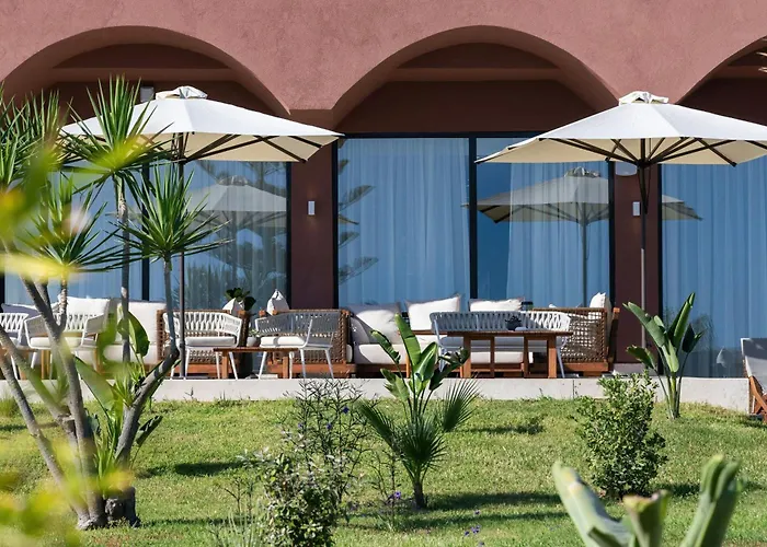 Domes Aulus Zante, Inclusive, Autograph Collection